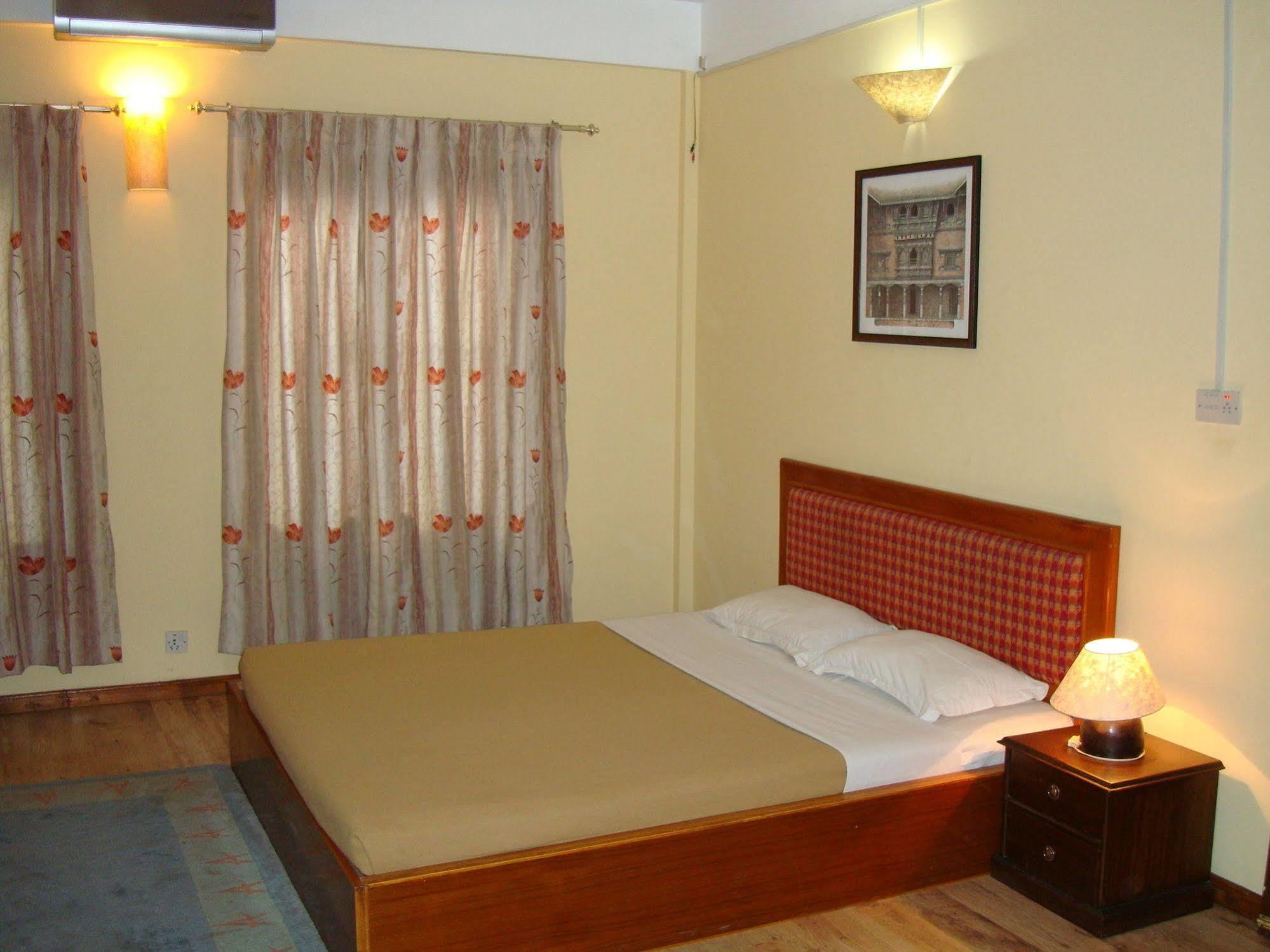 Royal Astoria Hotel Katmandu Kültér fotó